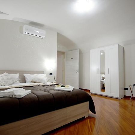 Montesantogroup Apartments Neapel Exterior foto