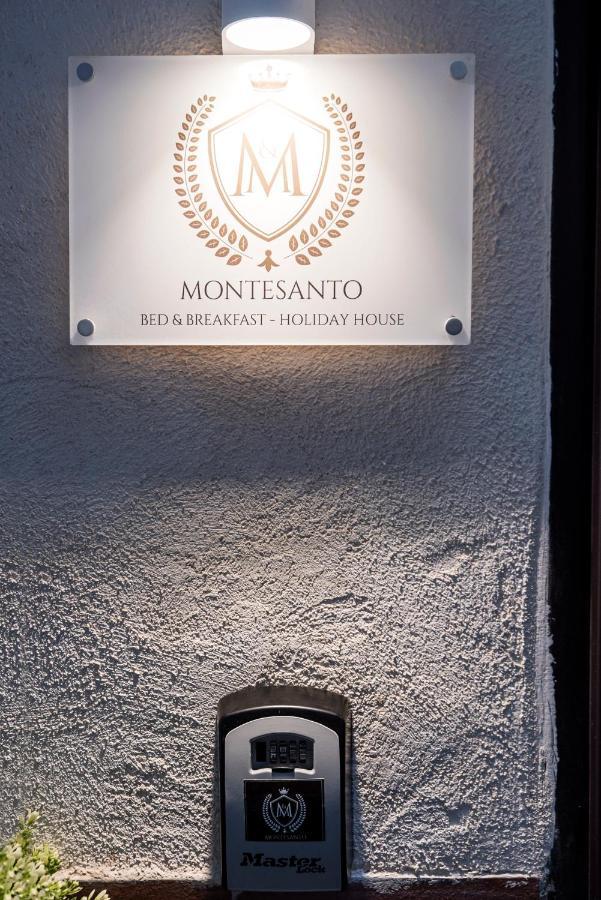 Montesantogroup Apartments Neapel Exterior foto