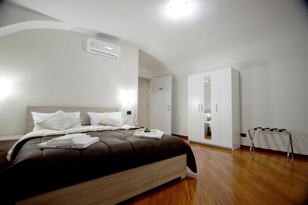 Montesantogroup Apartments Neapel Exterior foto